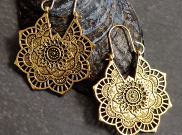 Beautiful Bohemian Gold Color Hoop Earring For Her