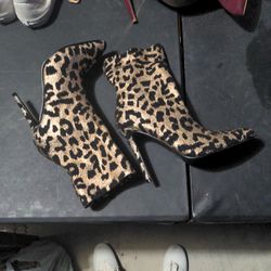 Women's Size 11 