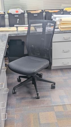 Black office chair