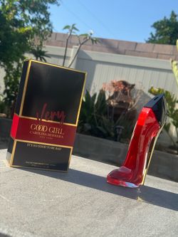 Very Good Girl Elixir de Carolina