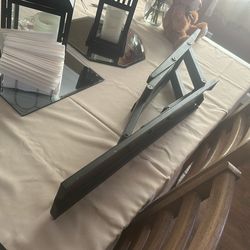 Tv Swivel Wall Mount For 50” And Larger Tv
