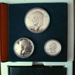 1976 BICENTENNIAL SILVER PROOF SET