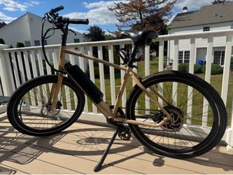 Aventon Pace 500 w/ Trek helmet + Bose QC Ultra Gen 2