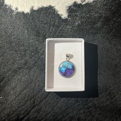 925 sterling silver pendants! ( Turquoise,malachite,etc)