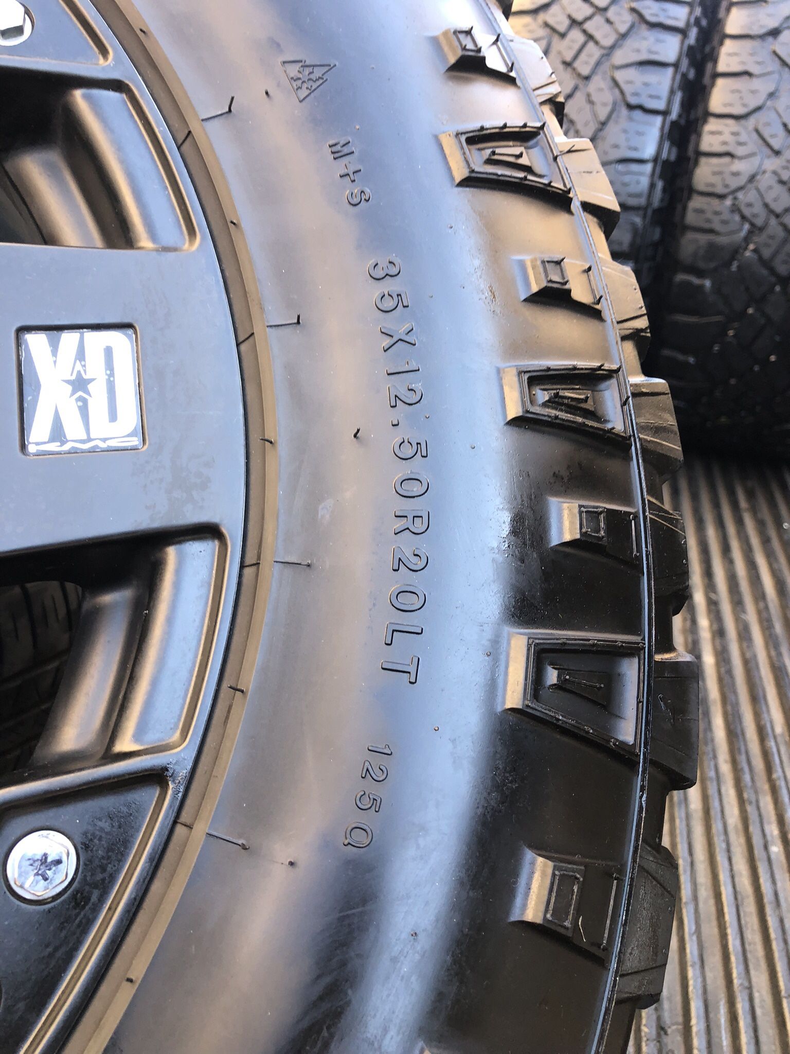 20” Wheels 8x6.5” Bolt Pattern for H2 Hummer, Chevy, Dodge Ram And Pre