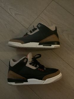 Title: Air Jordan 3 Desert Elephant Size 7Y / Women’s 8.5