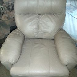 Best Home Furnishings Leather Recliners