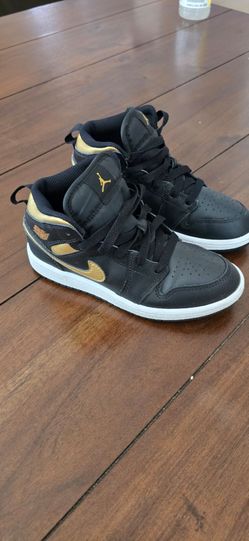Nike Jordan size 13.5c