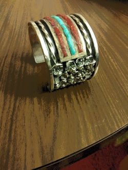 Rare.. Vintage...floral silver..Bangel..mark..M.J.C...3.7 .oz