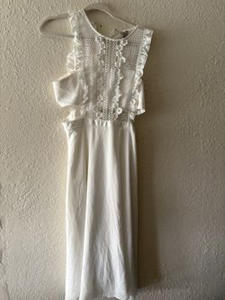 White Dress Very Nice Details assos Size 8 