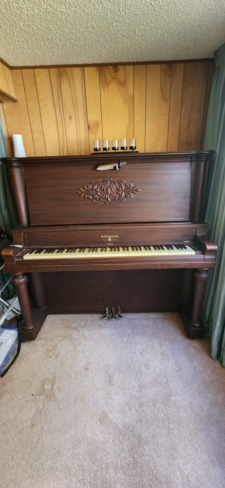 Schumann Upright Piano From Early 1900s