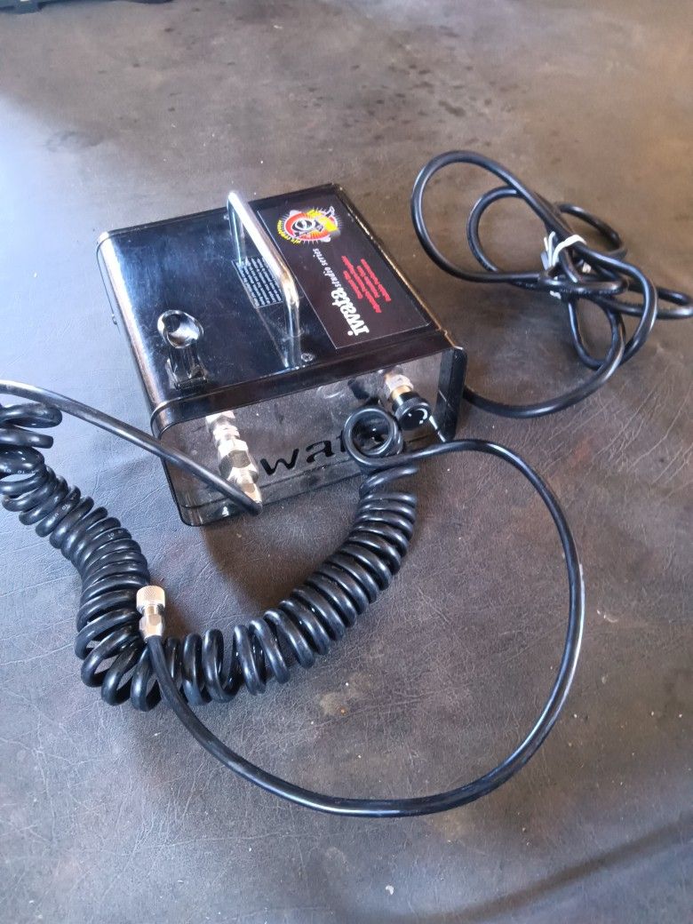 Iwata Airbrush Compressor