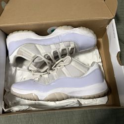 Jordan 11s Low 