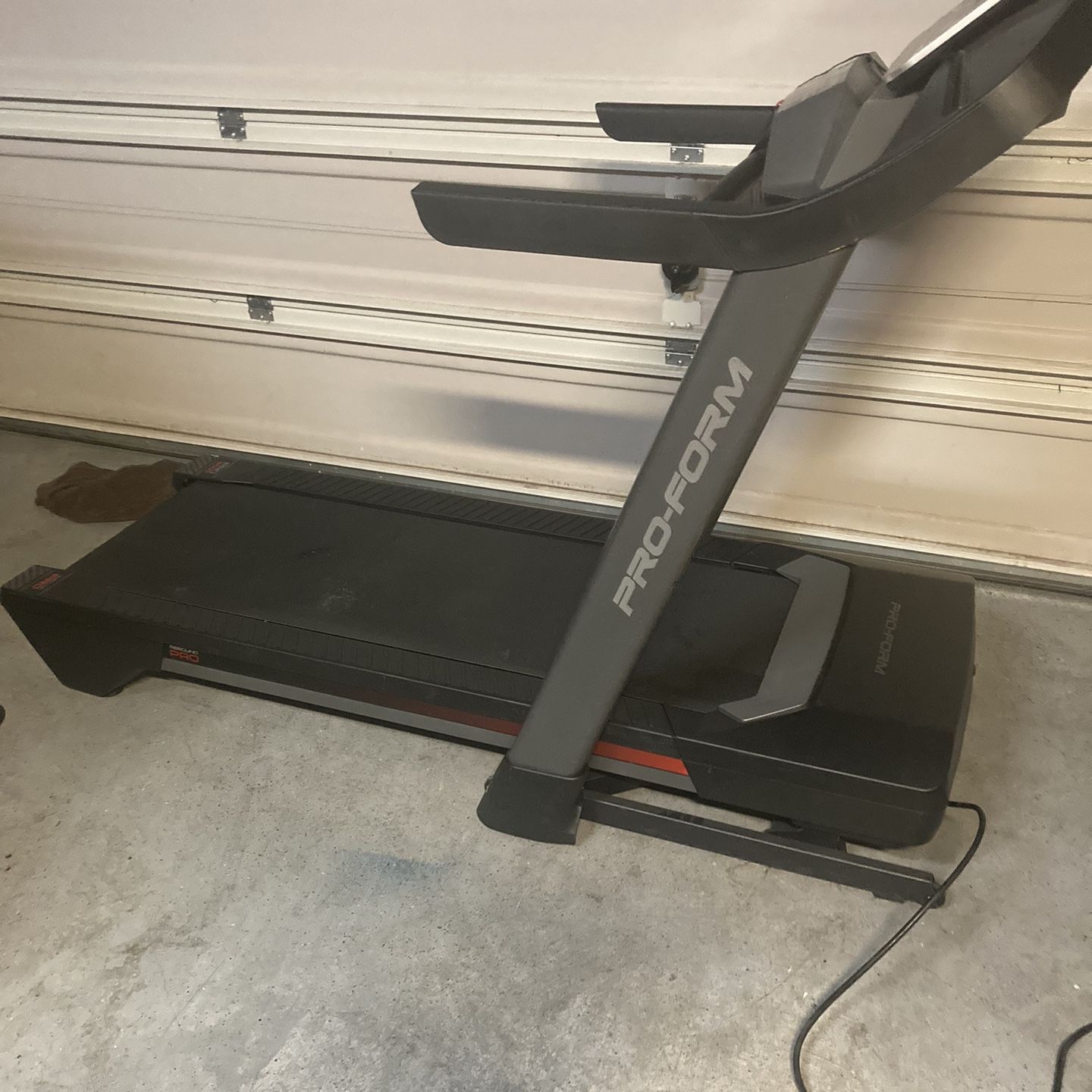 Proform Pro 5000 Treadmill, Almost New 