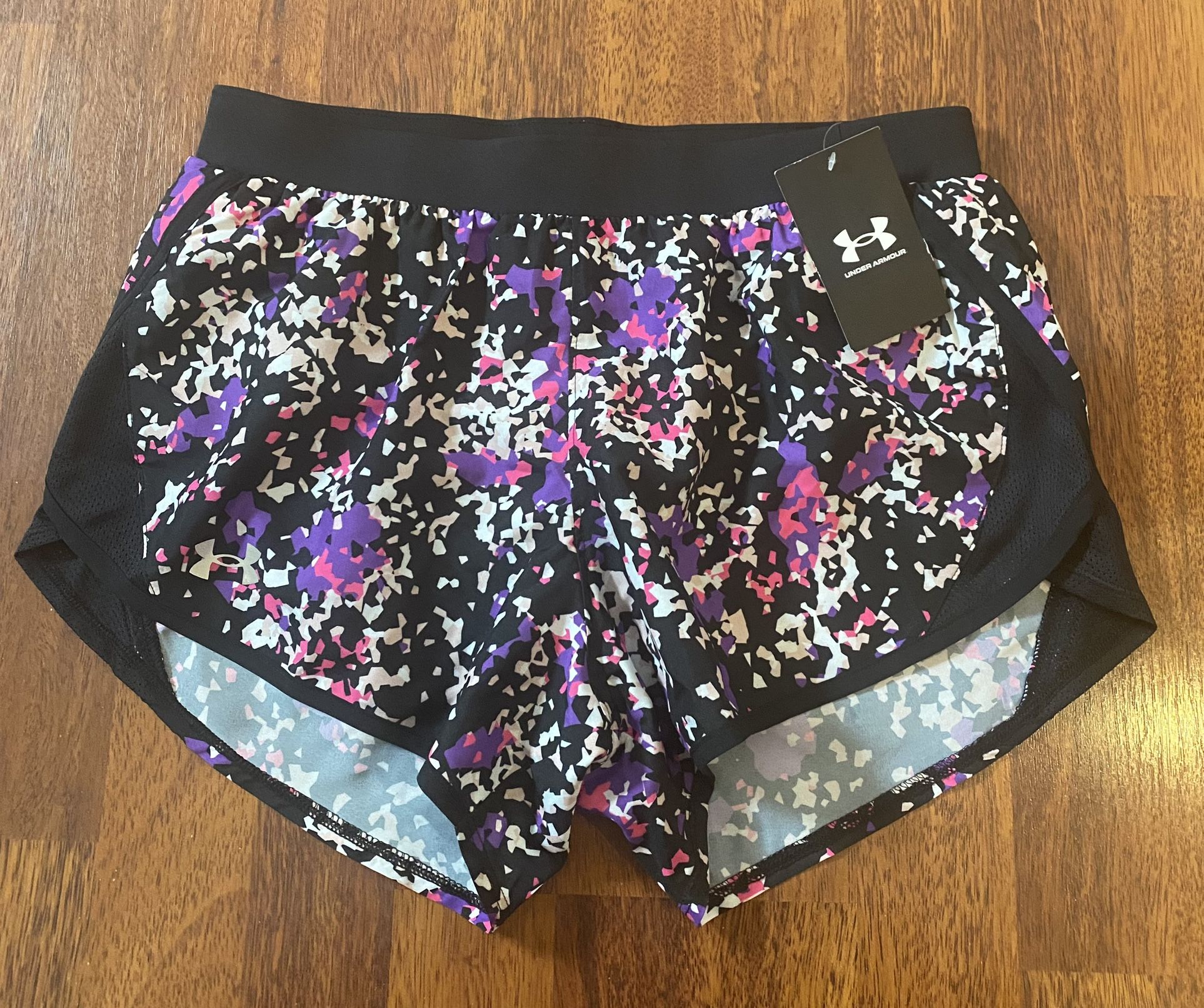 NWT New Under Armour Women's UA Fly-By 2.0 Shorts Size S
