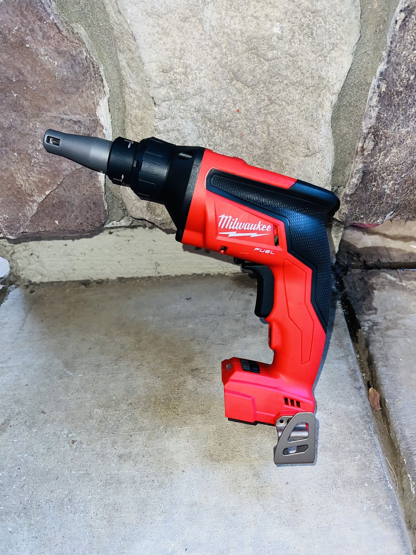 Milwaukee Fuel 2866-20 Drywall Screwgun Drill M18 Brushless Cordless Tool Only New