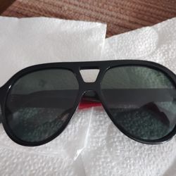 Gucci Aviator Sunglasses