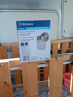 Outdoor Wall Light