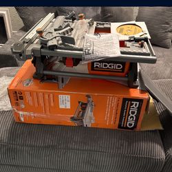Ridgid 6.5-Amp 7 in. Blade Corded Table Top Wet Tile Saw