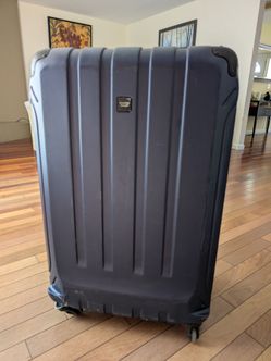 jumbo oversized DAMAGED rolling suitcase luggage travel bag (great for moving or storage)