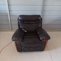 Brown Leather Massage Recliner ( FREE DELIVERY IF NEEDED)