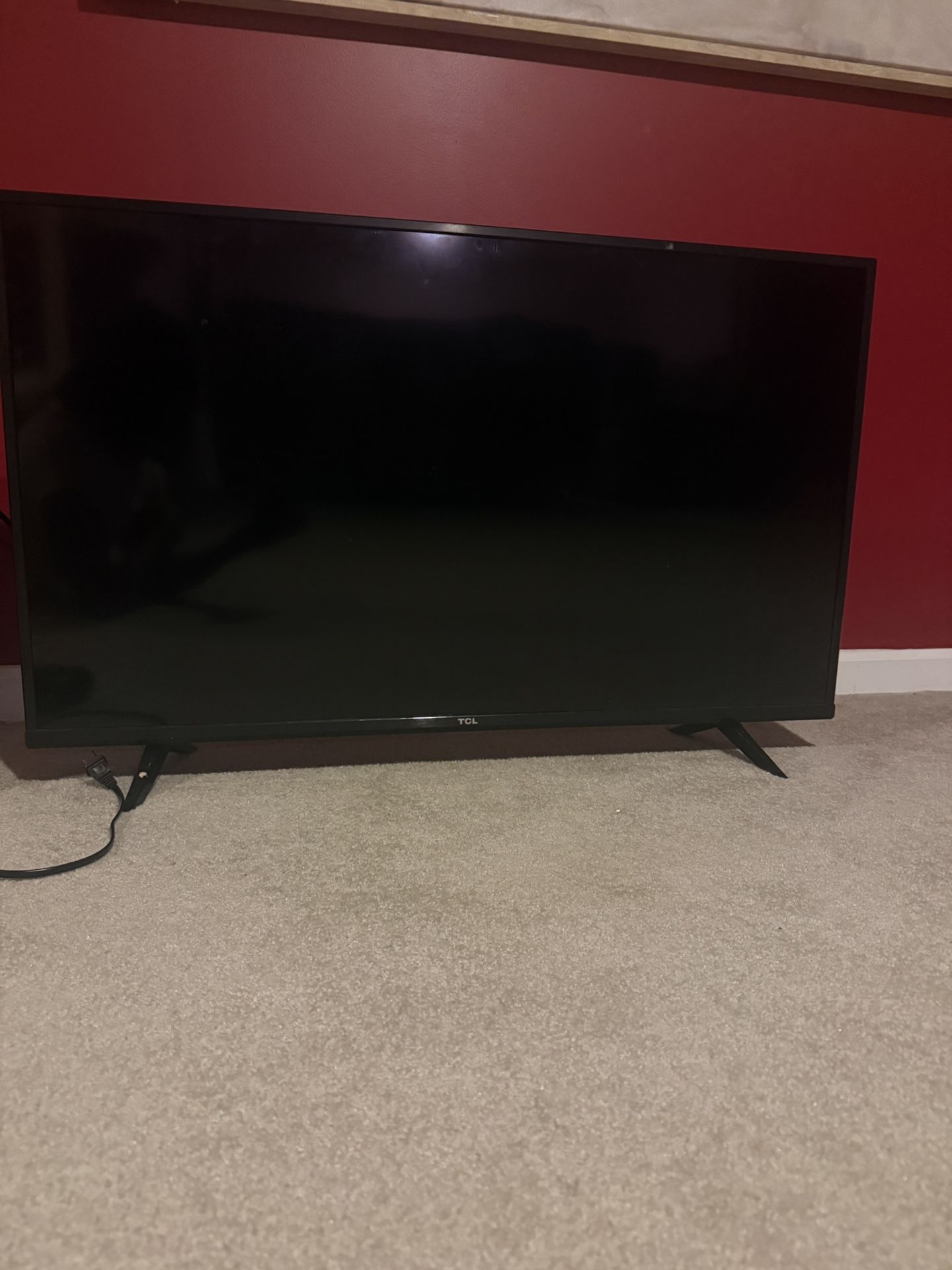 38 Inch TCL Tv With Remote