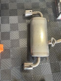 Toyota Gr 86 oem exhaust  like new