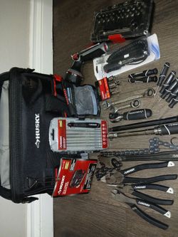 Husky Tool Set with Bag
