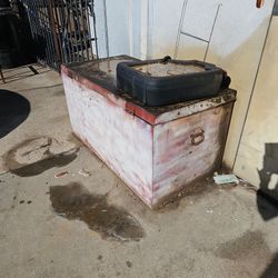 Giant Aluminum Chest Free