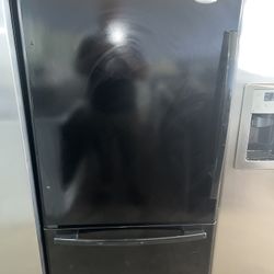 Whirlpool  Bottom freezer 