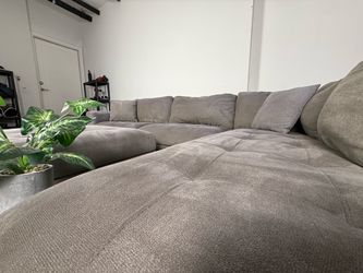 Beautiful Thomasville Sectional Couch Sofa
