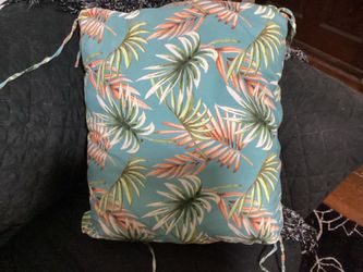 Chair Cushions, lovely sage with Palm Motif 22”x22” Zipper Closure  Set of 6, four have been opened, 2 are still vacuum sealed.  All in Excellent Cond