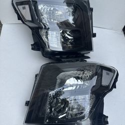 Nissan Titan Headlight Year 2017/2022