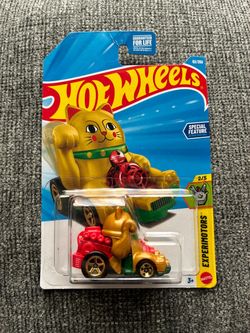 Hot Wheels Gold Feline Lucky – Brand New | HW Experimotors