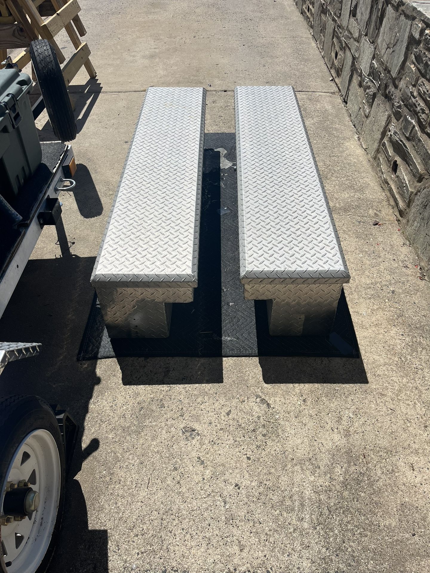 Truck Tool Box : Side Mount (Adrian Steel 64”)
