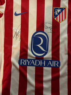 Atlético Madrid Signed Soccer jersey