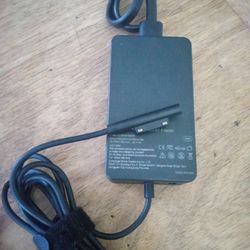 AC ADAPTER CHARGER 65W.  15V - 4A,    5V - 1A FOR MICROSOFT SURFACE PRO 3, 4, 5, 6, 7