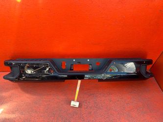 2020 2021 2022 2023 2024 CHEVY SILVERADO GMC SIERRA 2(contact info removed) REAR BUMPER OEM