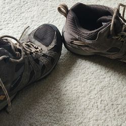 Columbia Tech Lite  With Omni Grip Mens Size 10