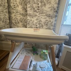 Beberoad Baby Changing Table With Changing Pad