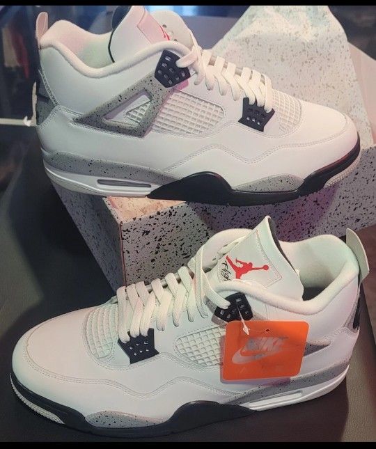 Jordan 4 "White Cement" Mens Size 11 NEW