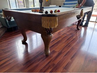 Pool table 8ft 3 piece slate comes with cue rack