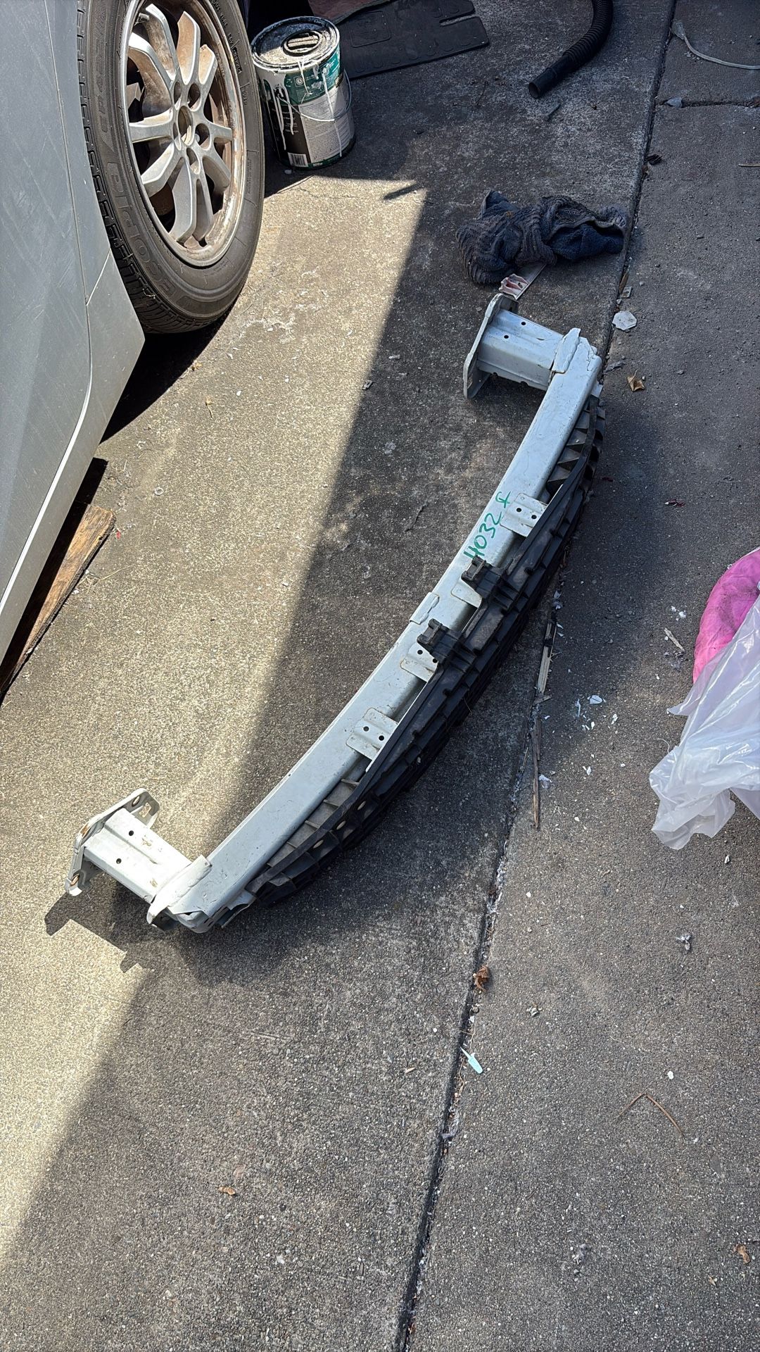 2010 Two 2014 Honda Fit Front Bumper enforcement