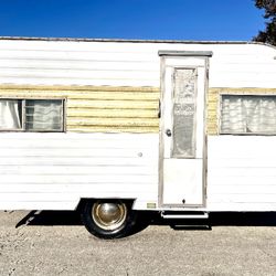 Vintage 1970 Cardinal 15 Ft Camping Trailer 