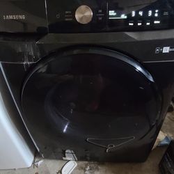 Samsung Front Loader Washer/Kenmore Front Loader Dryer 