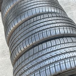 4. Michelin Pilot Sport All Season 4 ( 100 Y )