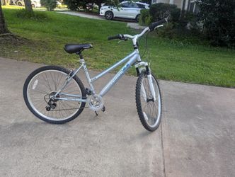 Women's Mountain Bike