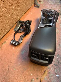 392 challenger 6.4 parts