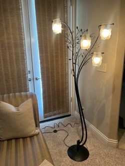 Decorative light fixture
