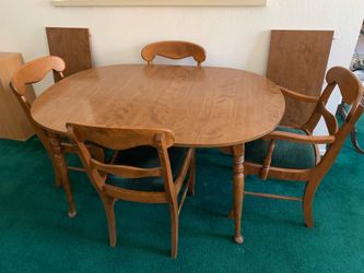 Dining Table & Chairs